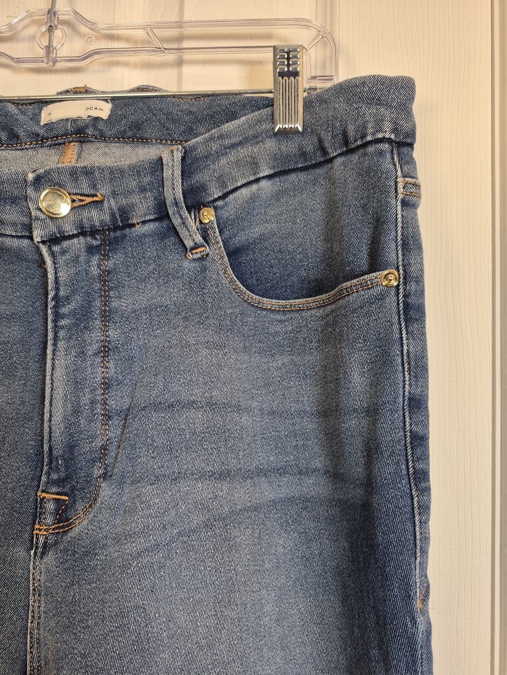 Good American Good Legs Crop Jeans Size 16 High Rise Raw Hem Medium Wash Blue - Picture 4 of 7